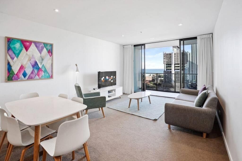 Broadbeach Apartment Level 10 With Beach Views Gold Coast Exterior photo