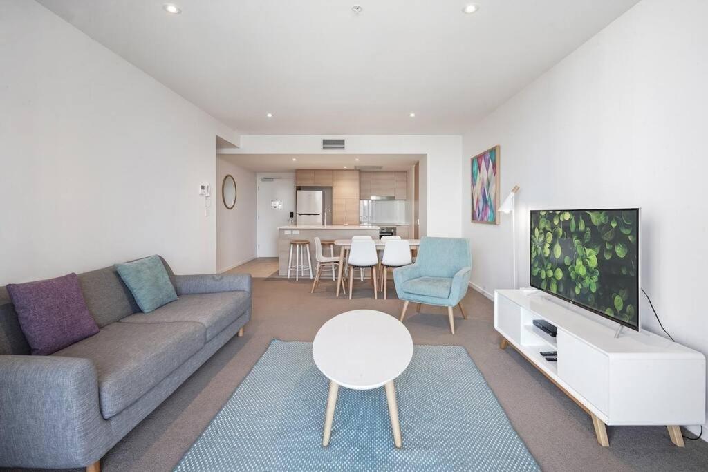 Broadbeach Apartment Level 10 With Beach Views Gold Coast Exterior photo